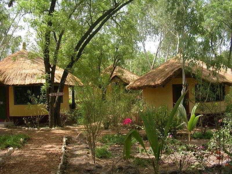 Keur Saloum Hotel Toubakouta Bagian luar foto