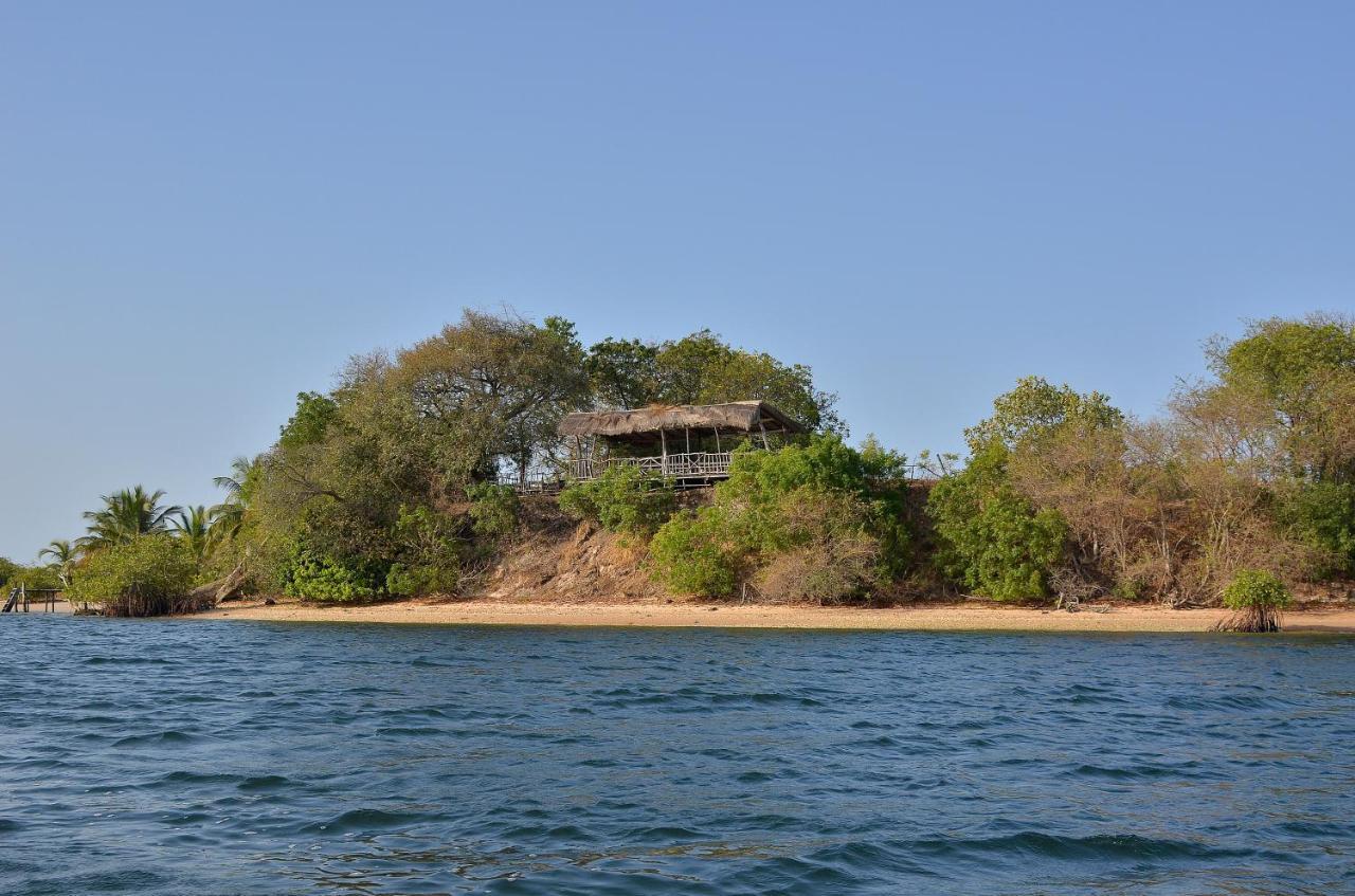 Keur Saloum Hotel Toubakouta Bagian luar foto